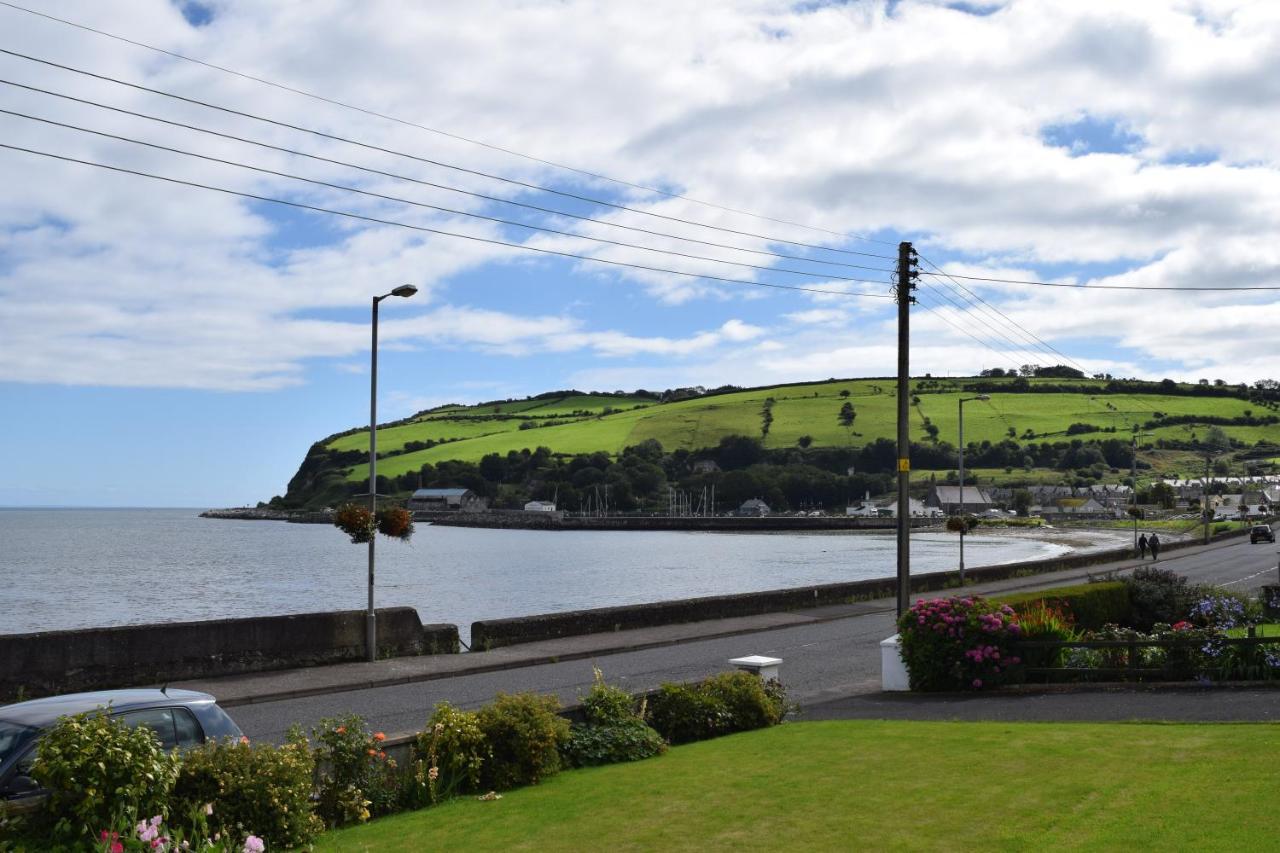 Villa Channel Vista à Glenarm Extérieur photo