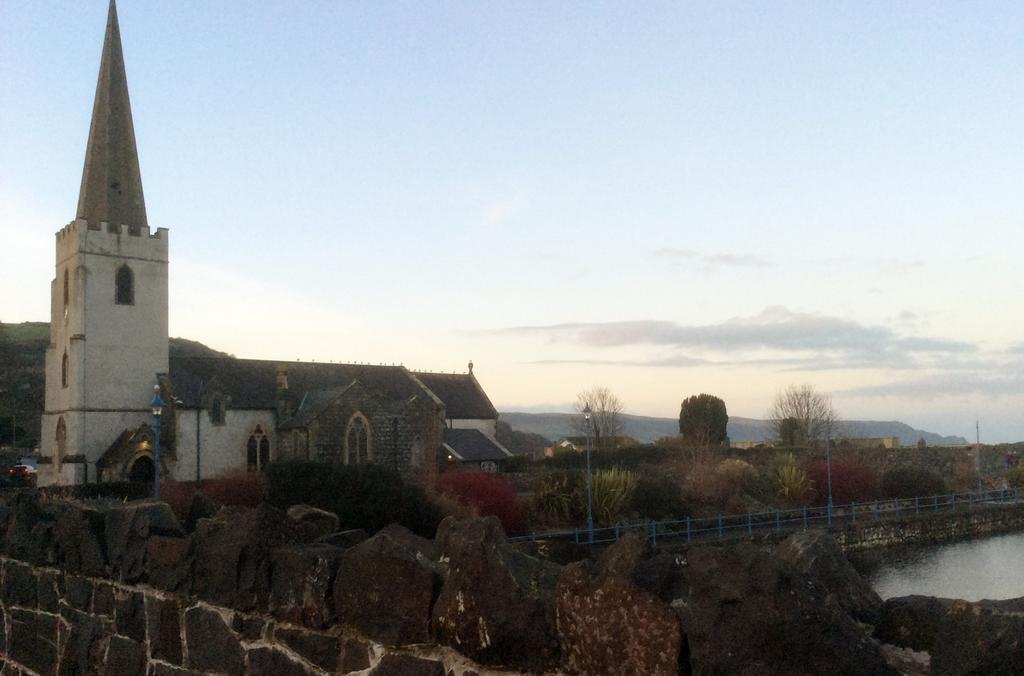 Villa Channel Vista à Glenarm Extérieur photo